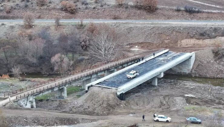 Güdül’de Yeni Köprü İnşaatı Devam Ediyor