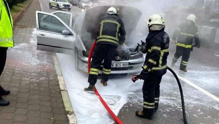 Kahramanmaraş’ta Otomobil Yangını Söndürüldü