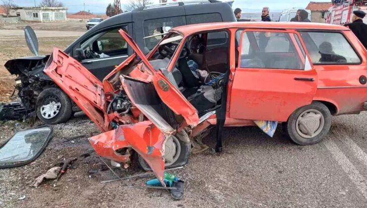 Kırşehir’de Trafik Kazası: 3 Yaralı