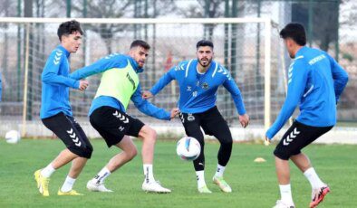 Menemen FK, Kupada Elendi, Lige Odaklandı