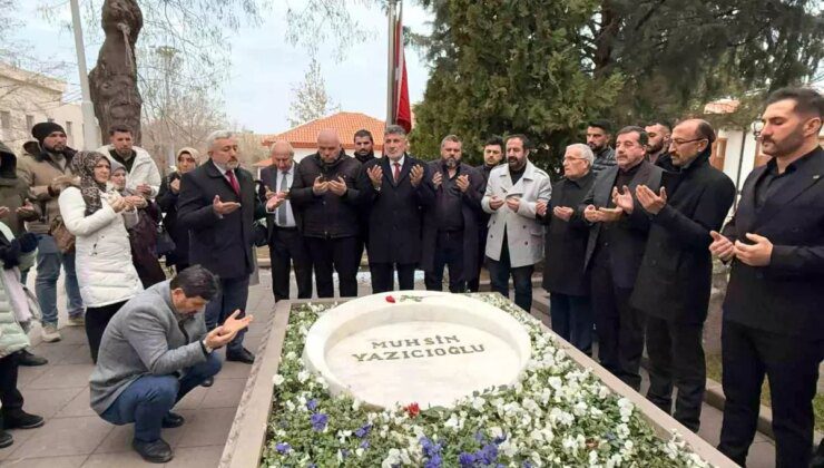 Muhsin Yazıcıoğlu, 70. doğum yıl dönümünde kabri başında anıldı