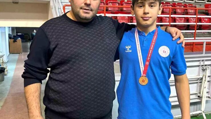 Murat Kılıç, Ankara’da Güreş İl Birincisi Olmayı Başardı