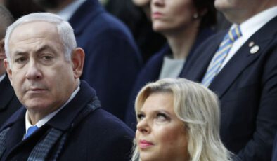 Netanyahu'nun yolsuzluk davasına müdahale ettiği gerekçesiyle eşi hakkında soruşturma talebi | Dış Haberler