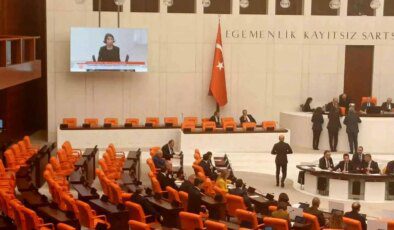 Saadet Partisi Grubu Düşerek Tek Vekil Kaldı