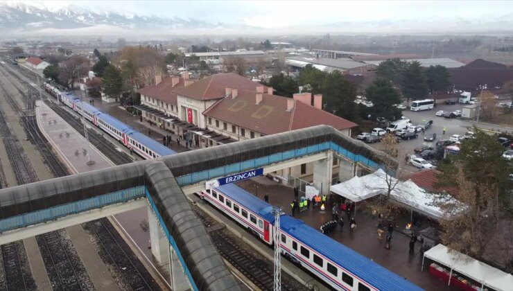 Turistik Doğu Ekspresi Sezonun İlk Seferine Başladı