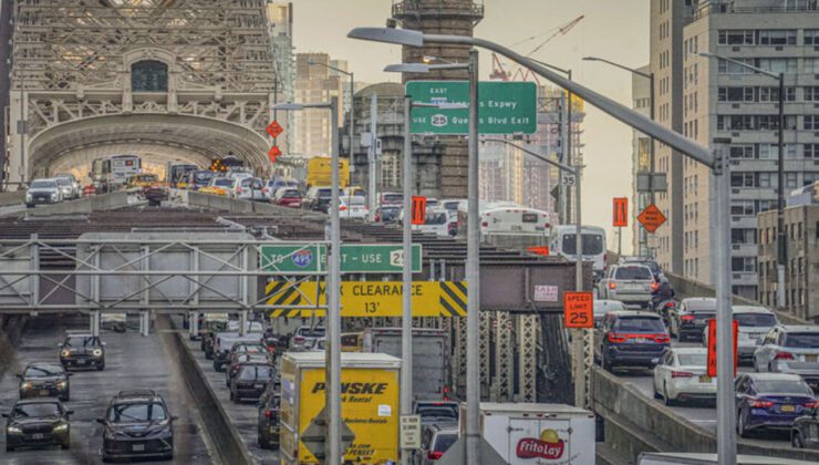 ABD'de ilk "trafik yoğunluğu ücreti" uygulaması New York'ta başladı | Dış Haberler