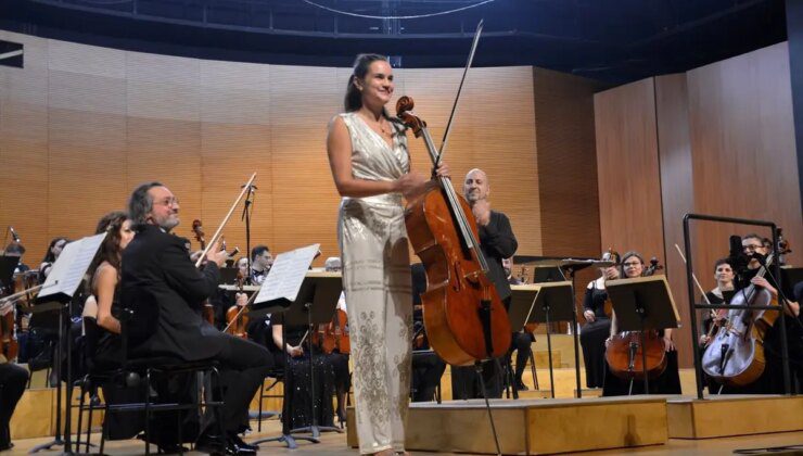 Alman Viyolonsel Sanatçısı Raphaela Gromes Bursa’da Konser Verdi