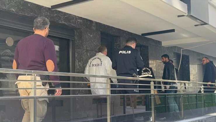 Antalya’da 19 Yaşındaki Genç Kız Evinin İçinde Ölü Bulundu