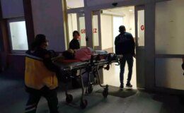 Antalya’da Motosiklet ile Otomobil Çarpıştı: 2 Yaralı