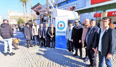 Azerbaycan Hava Yolları Uçağı Kazası İçin İzmir’de Anma Etkinliği Düzenlendi