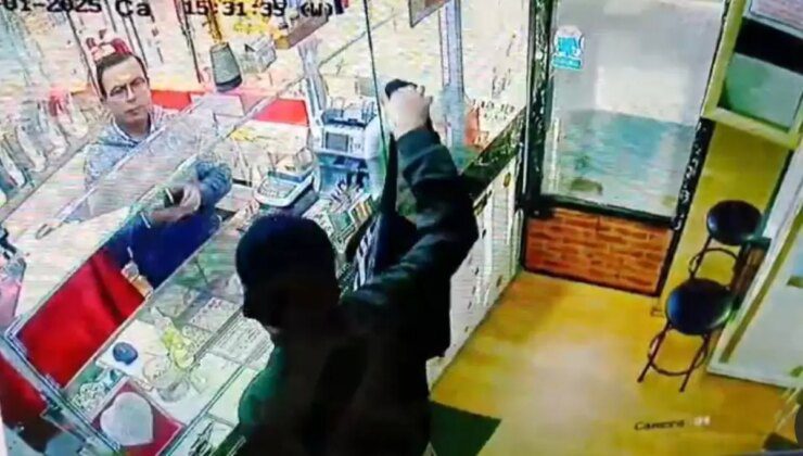 Bursa’da Soygun Girişimi: Kuyumcu Soyguncuya Dayak Attı