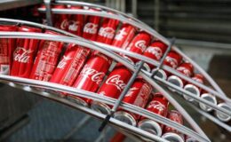 Coca-Cola Avrupa'da birçok içeceğini geri çağırdı | Dış Haberler