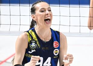 Fenerbahçe, derbide Beşiktaş’a set vermedi