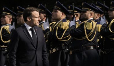 Fransa Cumhurbaşkanı Macron'dan askerlik çağrısı | Dış Haberler