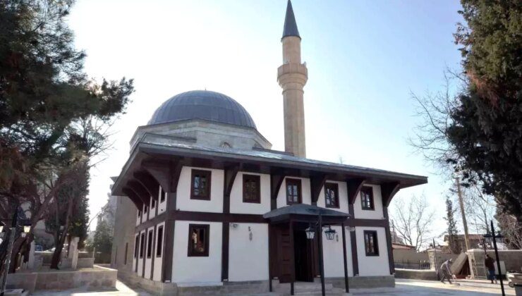 Hersekzade Ahmet Paşa Camii Restorasyonu Tamamlandı