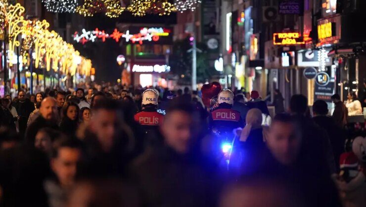 İzmir’de Yılbaşı Tedbirleri Kapsamında Polis Denetimleri