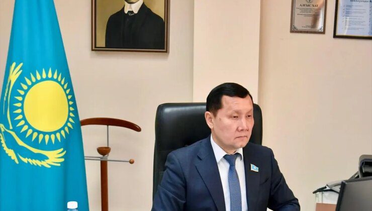 Kazakistan Milletvekili Abzal Kuspan, 2024’ün Favori Fotoğraflarını Seçti