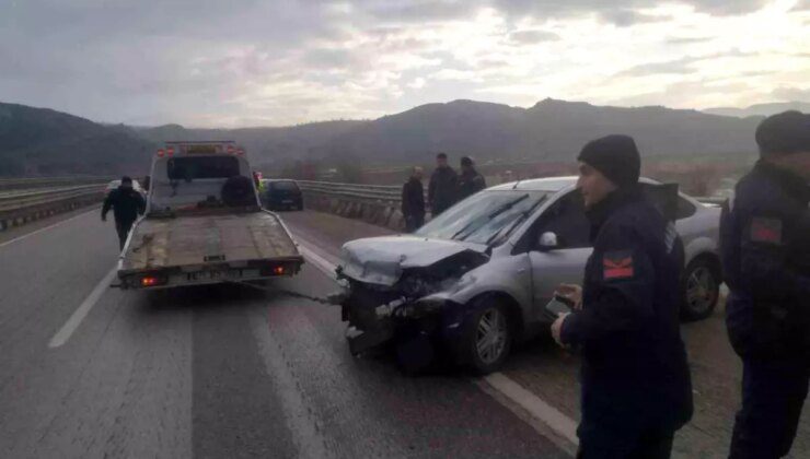 Kırıkkale’de Otoyol Kazası: Bir Kişi Yaralandı