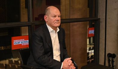 Olaf Scholz'dan Elon Musk'a: "Avrupa'da demokrasiyi ve bir arada yaşamayı tehlikeye atıyor" | Dış Haberler