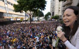 Venezuela'da muhalif lider Machado'dan Maduro'ya tehdit: "İktidardaki günleri sayılı" | Dış Haberler