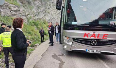 Zonguldak’ta yolcu otobüsü tünel duvarına çarptı: 3 yaralı