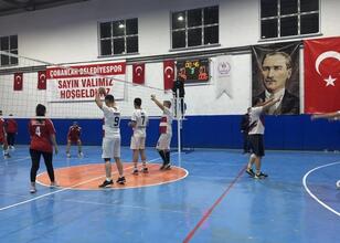 Afyonkarahisar’da şehit Cüneyt Taşyürek anısına voleybol maçı düzenlendi