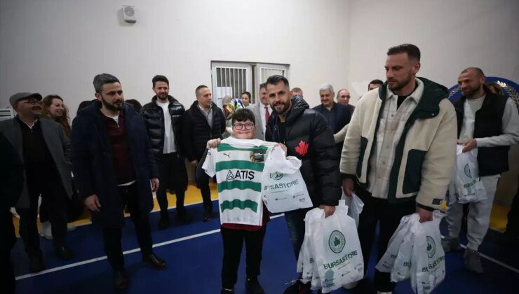 ARNİAD’dan Bursaspor Sevgisini Aşılayan Kampanya