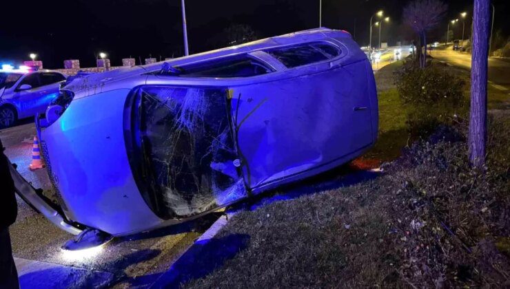 Bilecik’te Takla Atan Otomobilden Sürücü Yaralanmadan Çıktı