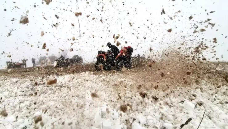 Bursa’da ATV Tutkunları Karda Macera Yaşadı