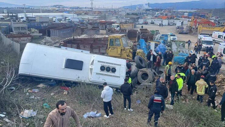 Bursa’da Otobüs Tırla Çarpıştı: 9 Yaralı