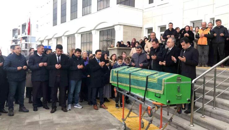 Bursa’da Tanınan Avukat Zeki Gemicioğlu İçin Tören Düzenlendi