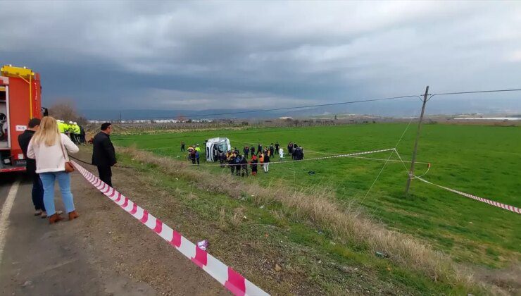 Denizli’de Öğrenci Servisinin Devrilmesi: 2 Ölü, 26 Yaralı