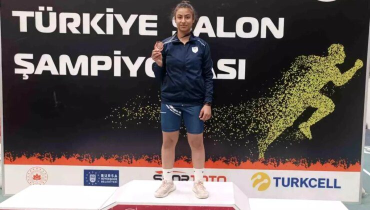 Gülnaz Çetin, U 16 Salon Atletizm Türkiye Şampiyonası’nda Türkiye Üçüncüsü Oldu