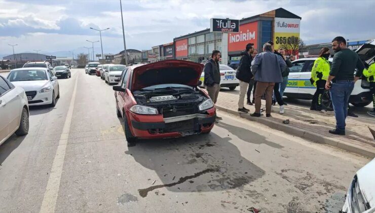 İnegöl’de Trafik Kazası: 1 Yaralı