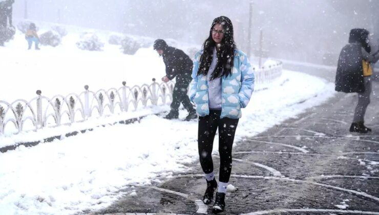 İstanbul’da yarın da okullar tatil edildi