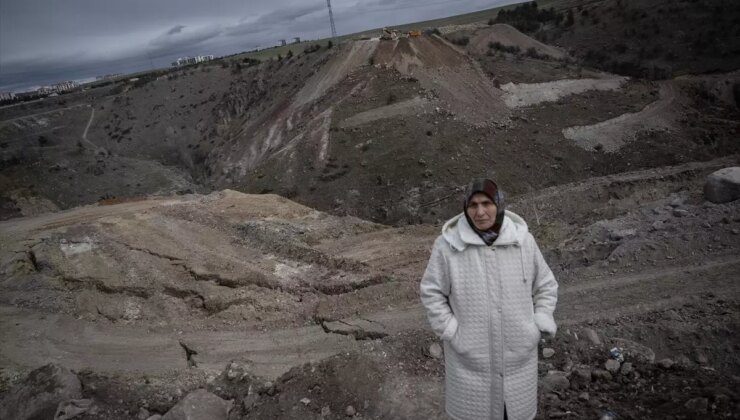 Keçiören’de mahalle sakinleri "heyelan korkusu" yaşıyor