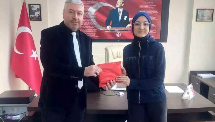 Afyonkarahisar’da Öğrenci İstiklal Marşı Yarışmasında İlçe Birincisi Oldu