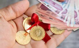 Altın fiyatları tarihi zirveyi gördükten sonra geri çekilmeye başladı
