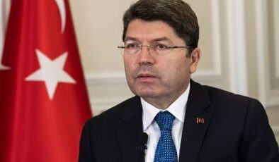 Bakan Tunç’tan Özel’e "boykot" tepkisi: Ekonomimizin hedef alınması çok tehlikeli bir yaklaşım