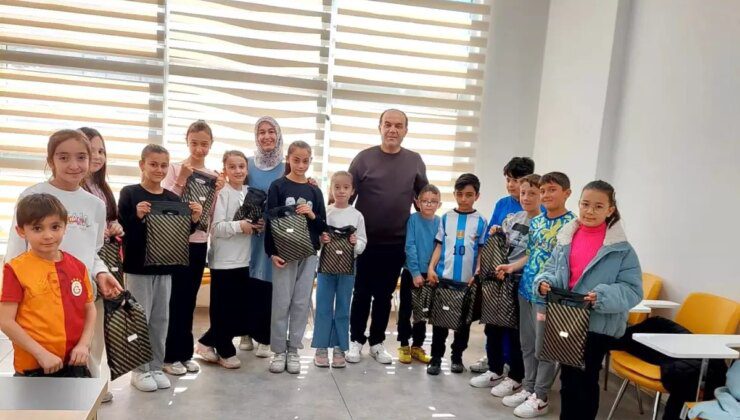 Bayram Harçlığı ve Hediyelerle Ramazan Geleneği Yaşatıldı