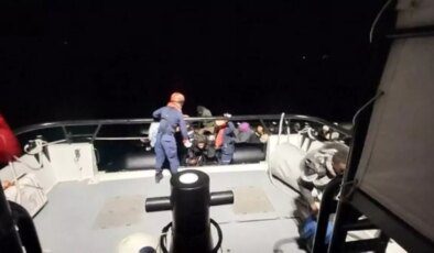 Çeşme Açıklarında 32 Düzensiz Göçmen Yakalandı