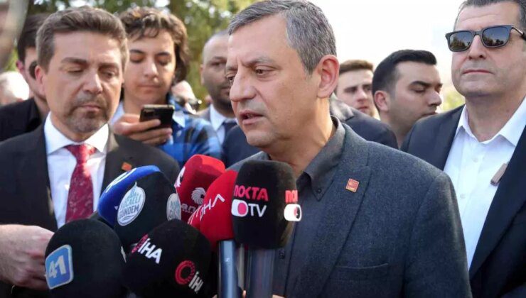 CHP Lideri Özgür Özel, Celal Akar’ın Cenaze Törenine Katıldı