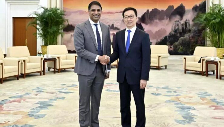 Çin, Novartis ile İnovasyonu Desteklemek İçin İşbirliğini Güçlendiriyor