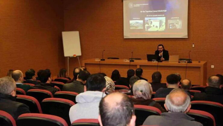 Çorum Teknokent’te AR-GE ve Tasarım Merkezleri Bilgilendirme Toplantısı