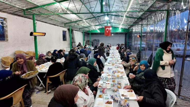 Kümbet Mahallesi’nde Geleneksel İftar Yemeği Geleneği Devam Ediyor
