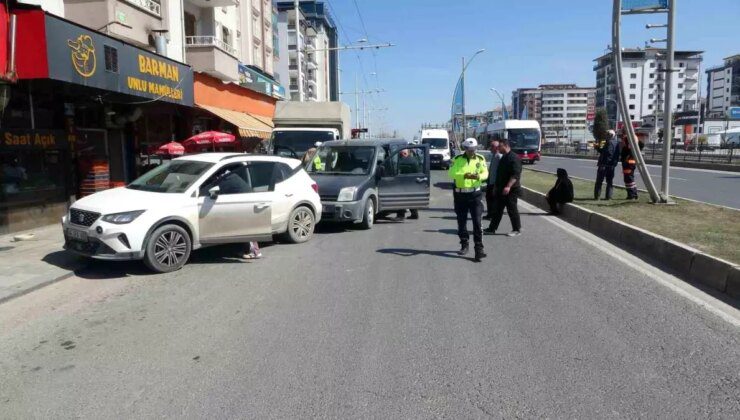 Malatya’da Üç Araçlı Trafik Kazası: 1 Yaralı