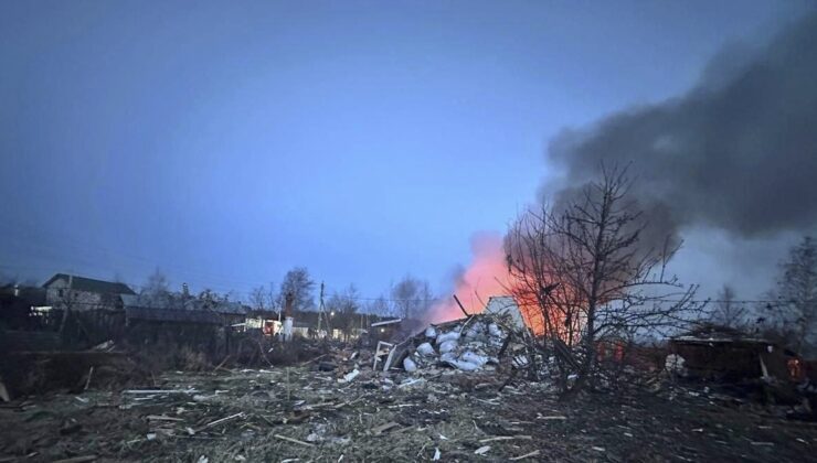Rusya’nın başkenti Moskova’ya düzenlenen yoğun İHA saldırılarında 1 kişi öldü