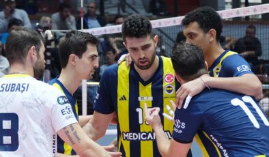 Altekma: 1 – Fenerbahçe Medicana: 3 (Efeler Ligi)