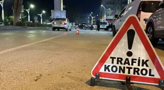 Tatvan’da geniş çaplı asayiş uygulaması: Aranan şahıslar yakalandı