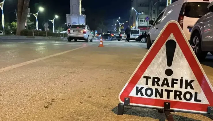 Tatvan’da geniş çaplı asayiş uygulaması: Aranan şahıslar yakalandı